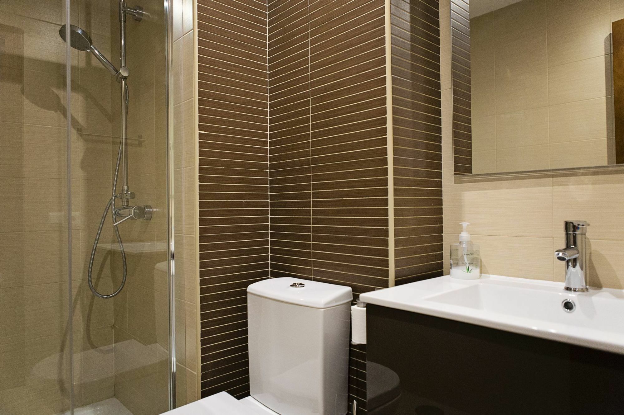 Suncity Loft Carreteria مالقة المظهر الخارجي الصورة