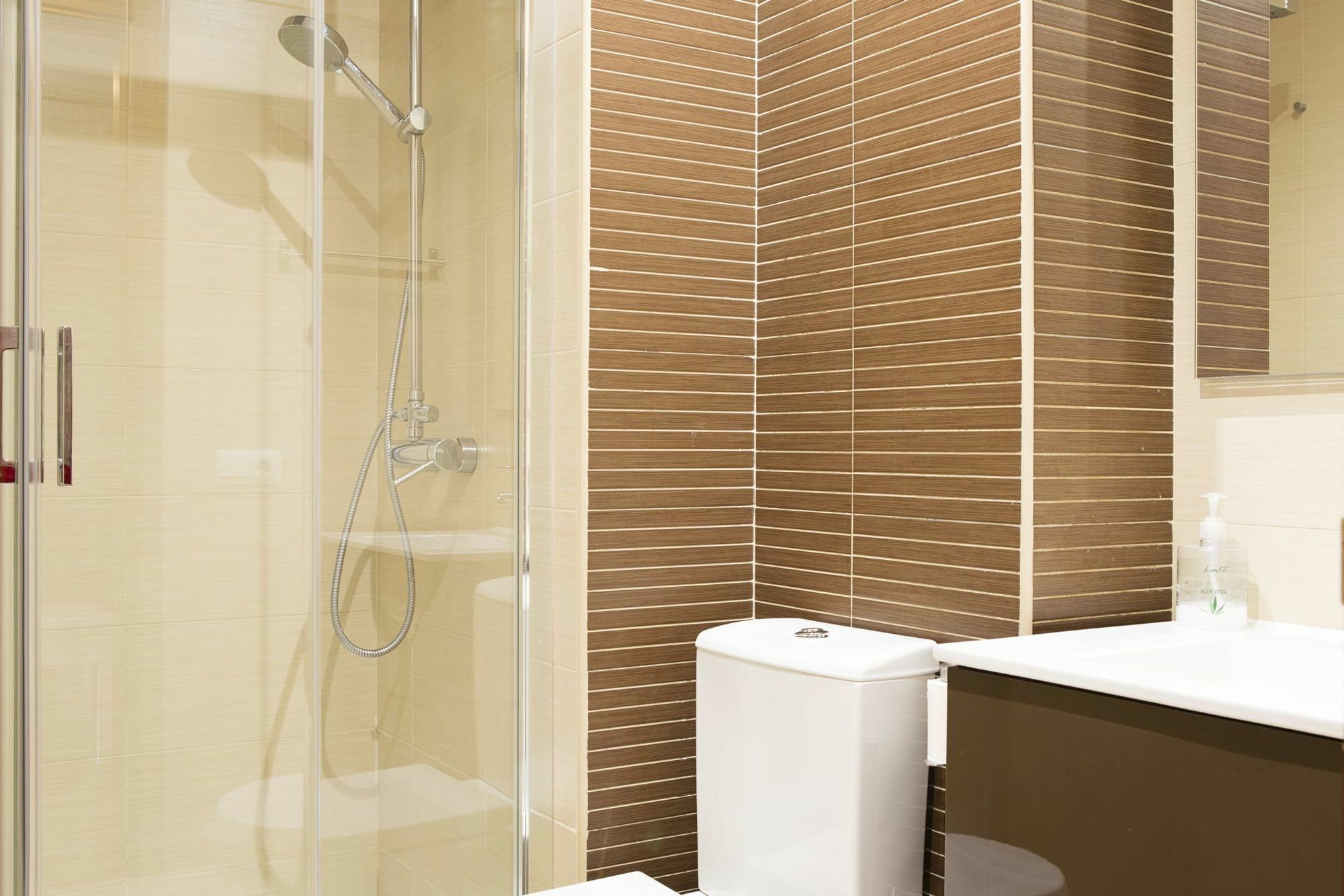 Suncity Loft Carreteria مالقة المظهر الخارجي الصورة